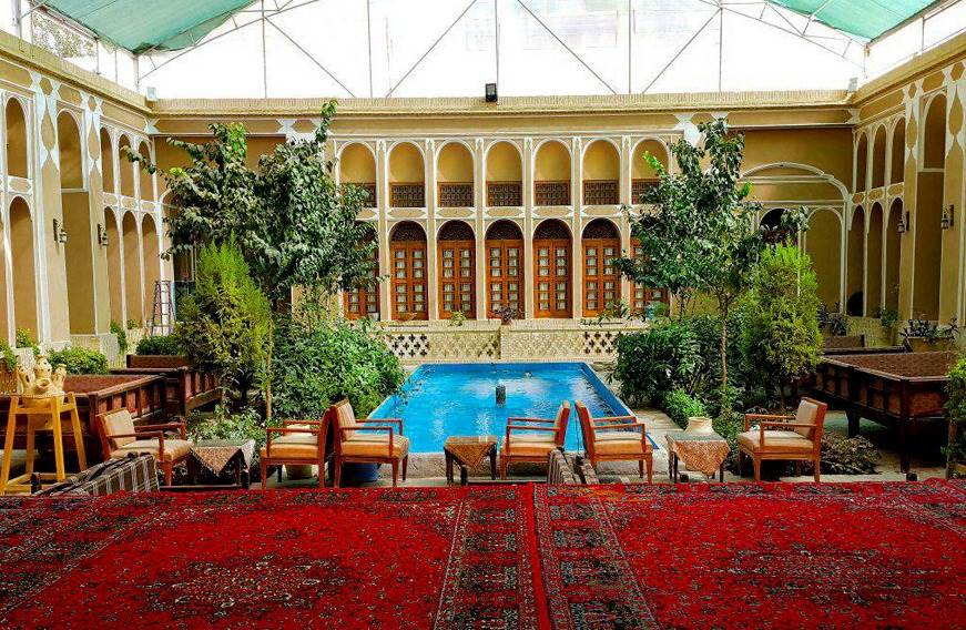هتل سنتی مظفر یزد